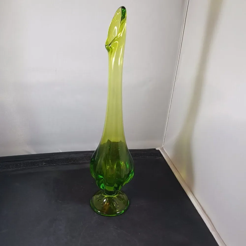 Vintage Viking Swung Vase Avocado Green Glass 6 Petal Base MCM 12